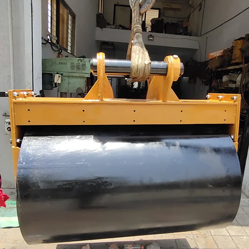 600kg Slope Roller Compactors For Backhoe Loader - Capacity: 2-50 Ton ...