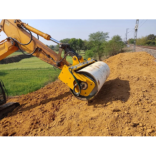 Industrial Slope Roller Compactor - Capacity: 2-50 Ton