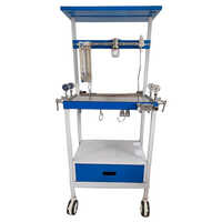 Venus Lite Anesthesia Machine - Material: Metal