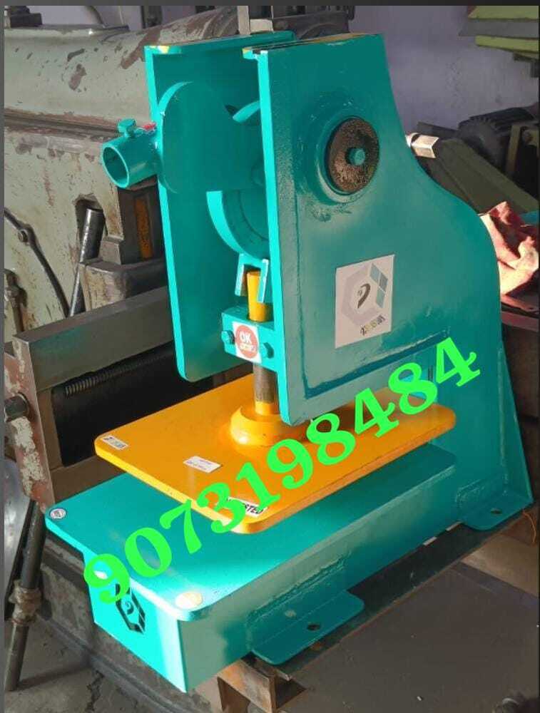 Manual slipper making machine