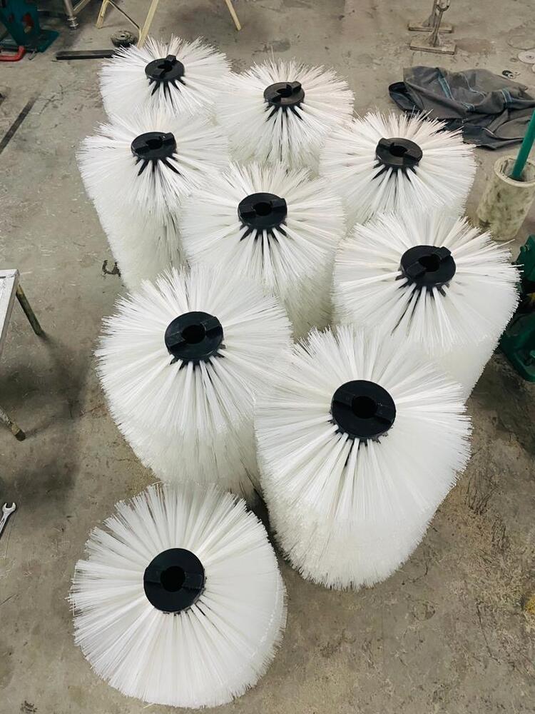 Nylone Brush Roller - Bristle Color: White