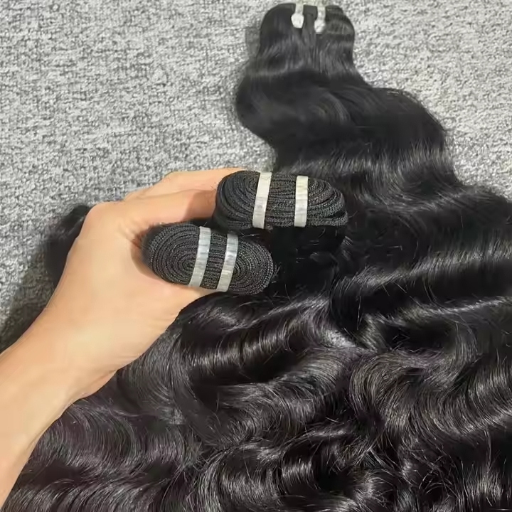 Raw Virgin Indian Remy Hair Bundle Cuticle Aligned Body Wave Style