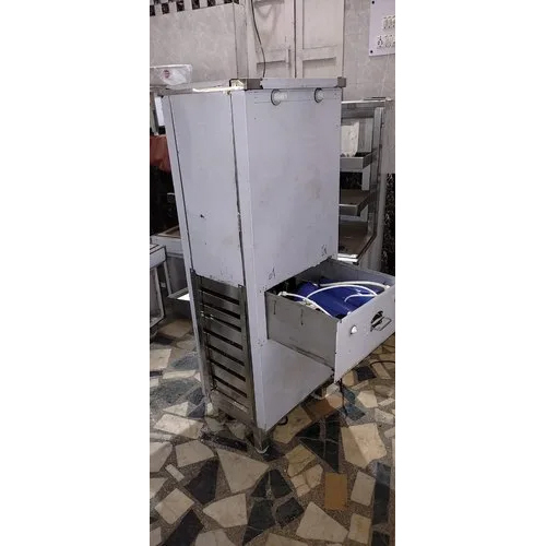 40 L Ro Water Cooler - Color: Silver