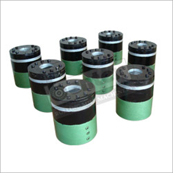 Universal Joint Couplings - Durable Steel Alloy, Versatile Design for Enhanced Torque Transmission, Resistance to Wear and Corrosion