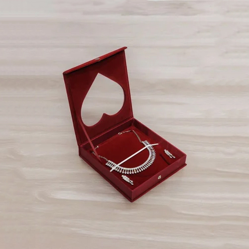 21Inch Red Necklace Jewelry Box - Design: Plain