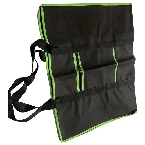 Non Woven Blanket Bag - Color: Black