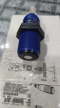 Telemechnique Ultrasonic Sensor Xx6v3a1pam12 - Nickel-plated Brass, Silver With Blue Cap, M18 Threaded, Ip67, Â±1% Accuracy, 200mm-1m Range, 5 Hz Switching Frequency, Adjustable Sensitivity, Reverse Polarity And Short-circuit Protection