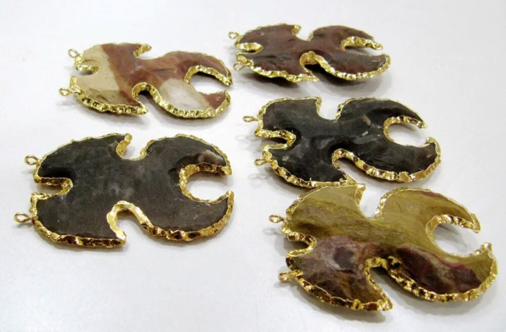 Natural Jasper Crab Shape Design Gold Electroplated Edge Double Loop