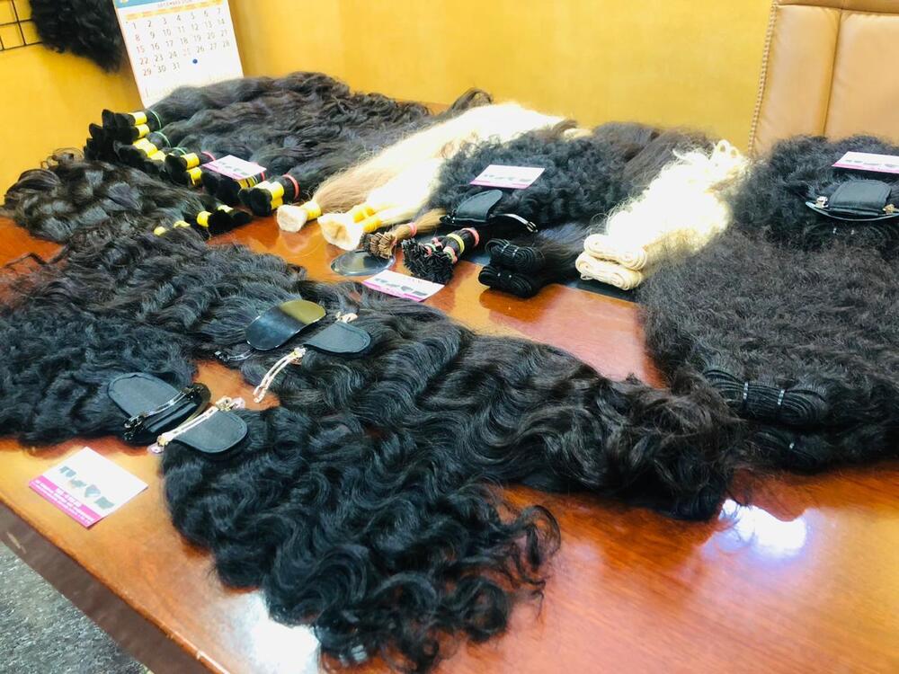 PREMIUM QUALITY HUMAN HAIR IN HAIR KING INDIA