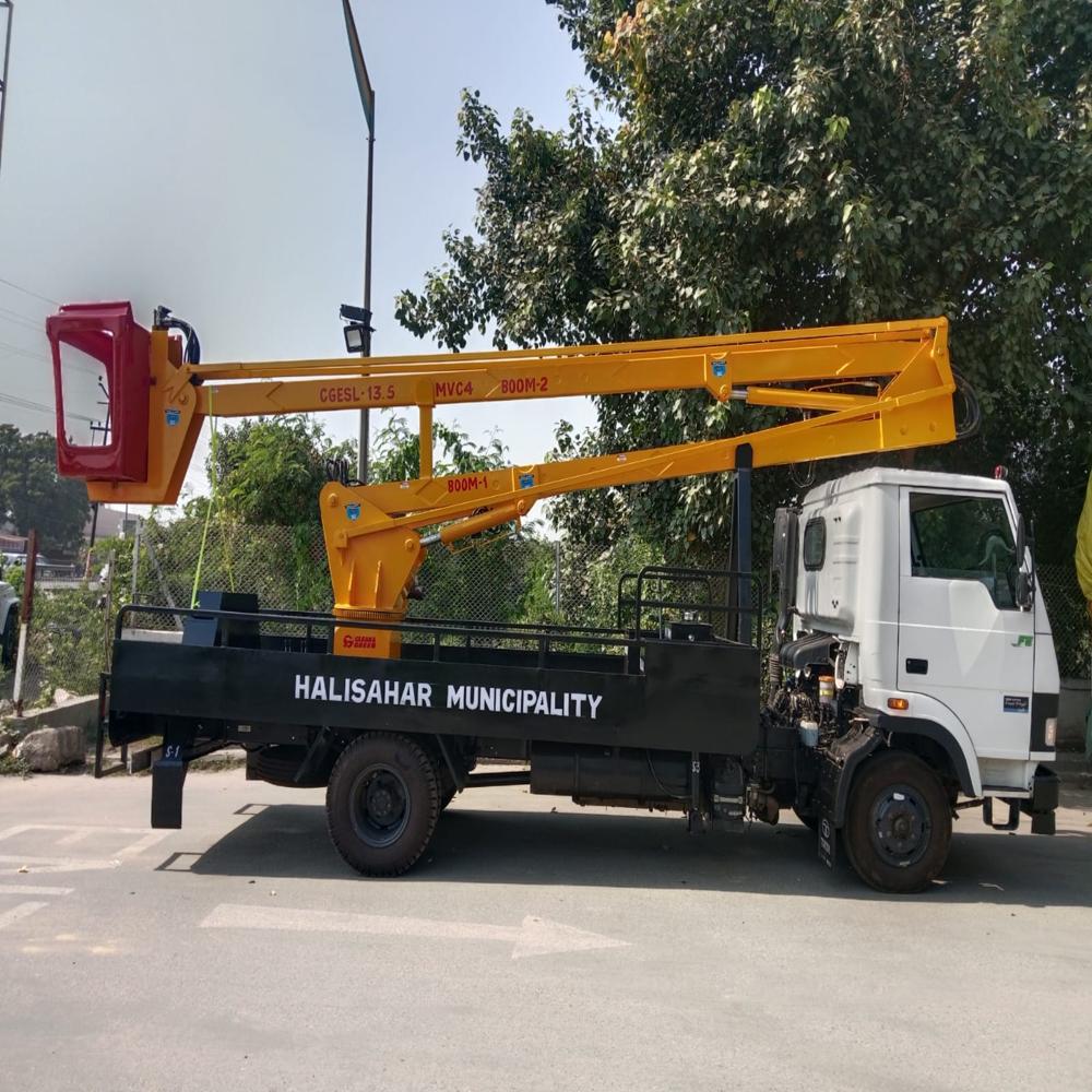 13 Mtr Working Height Sky Lift Mounted on TATA 712