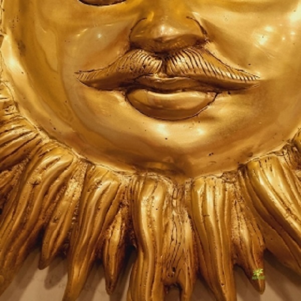 Aakrati Brass Handmade Sun Face Wall Hanging | Unique Ethnic Indian Home Decor | Elegant Brass Handmade Sun Face Wall Art ( Yellow, 22 Inch)