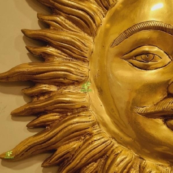 Aakrati Brass Handmade Sun Face Wall Hanging | Unique Ethnic Indian Home Decor | Elegant Brass Handmade Sun Face Wall Art ( Yellow, 22 Inch)