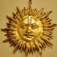 Aakrati Brass Handmade Sun Face Wall Hanging | Unique Ethnic Indian Home Decor | Elegant Brass Handmade Sun Face Wall Art ( Yellow, 22 inch)