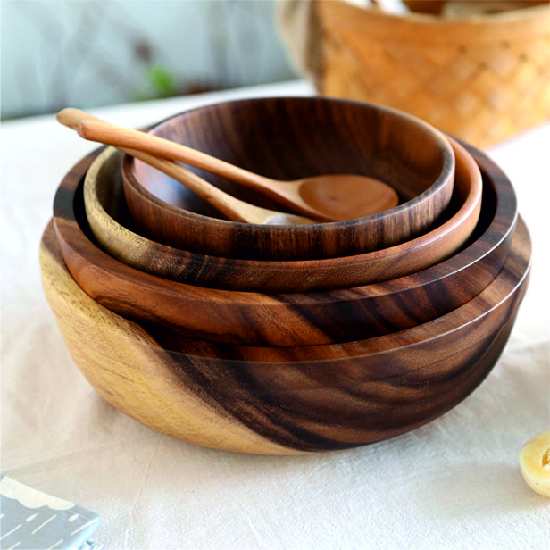 Dinnerware bowl set with wooden spoon