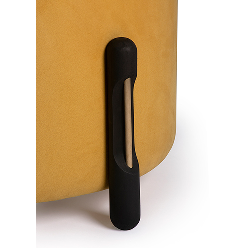 Hem Upholstry Cushioned Pouffee Seating