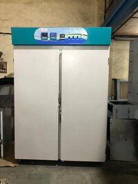 Double Door Stability Humidity Chamber 2000l - Application: To Test The Quality And Shelf Life Of Products By Simulating Environmental Conditions