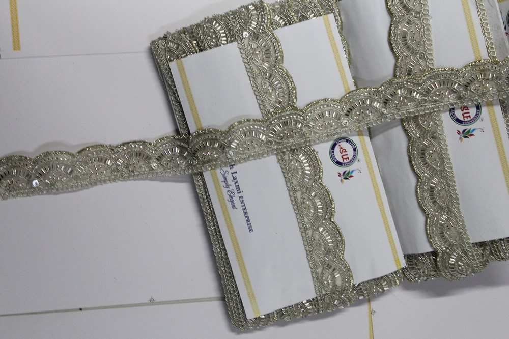 handwork lace & cut dana