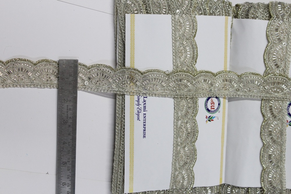 handwork lace & cut dana