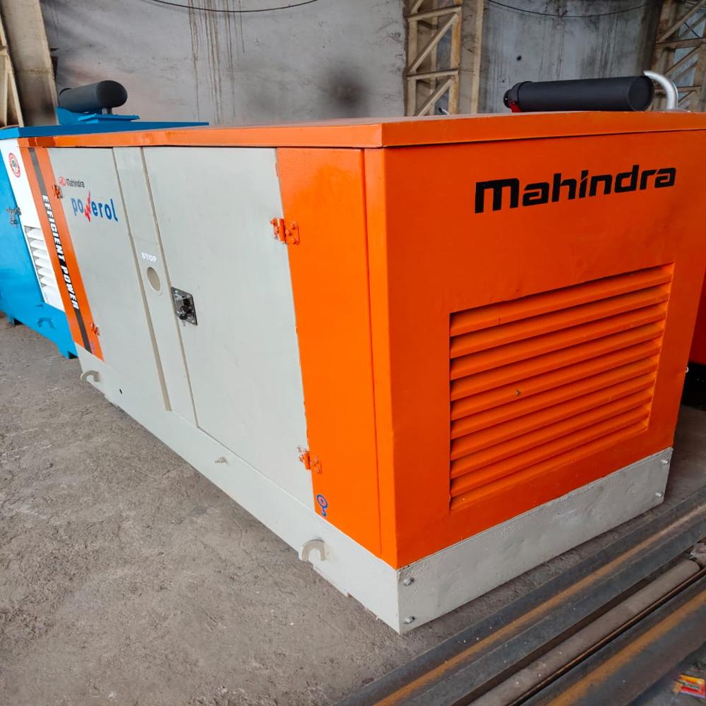 40 Kva महिंद्रा साइलेंट - ईंधन खपत: 3.5 लीटर/घंटा (L/Hr)