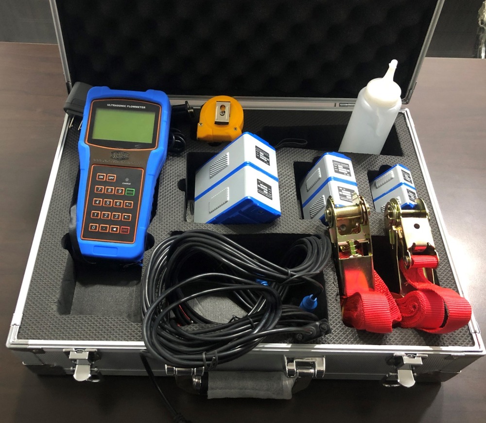 Everest Clamp on Ultrasonic Portable Flow Meter ( Hand Held Battery Operated)