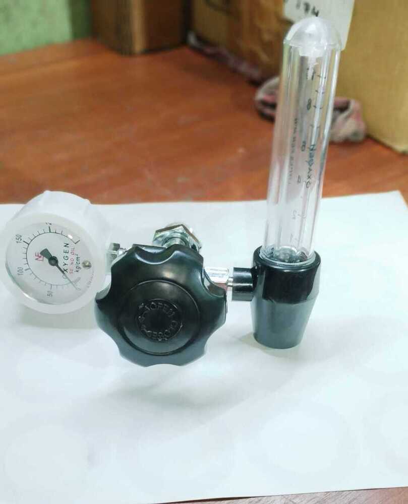 Fine Adjustment Valve With Humidifier Bottle