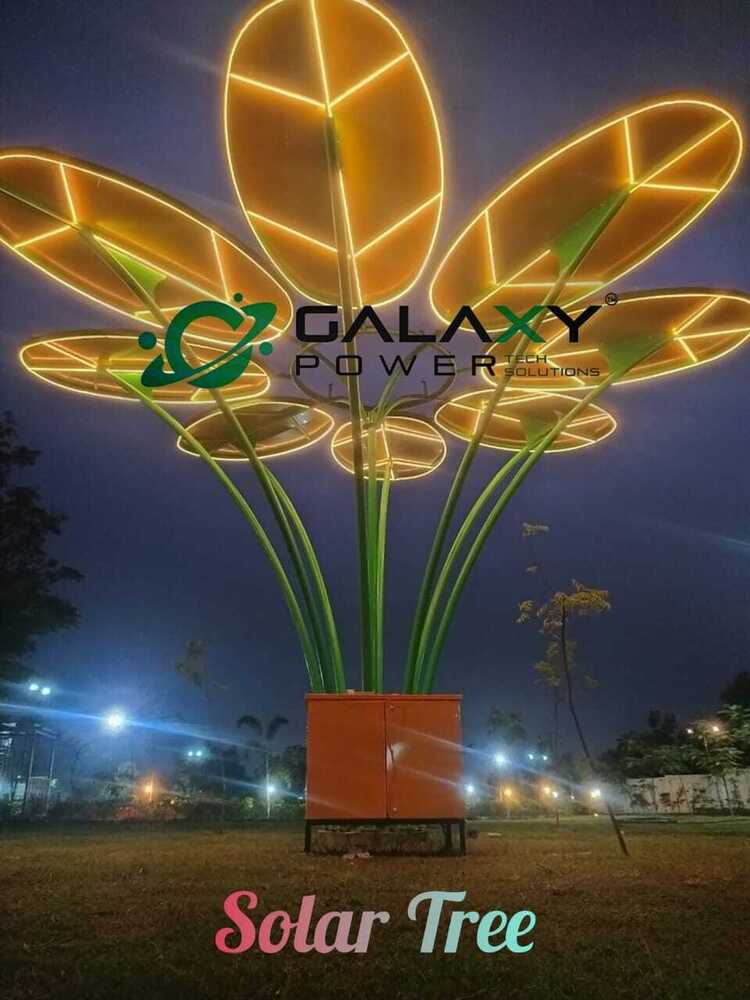 Solar Tree Hybrid - Material: Metal