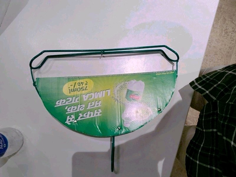 Wonderla Bottle Display Stan