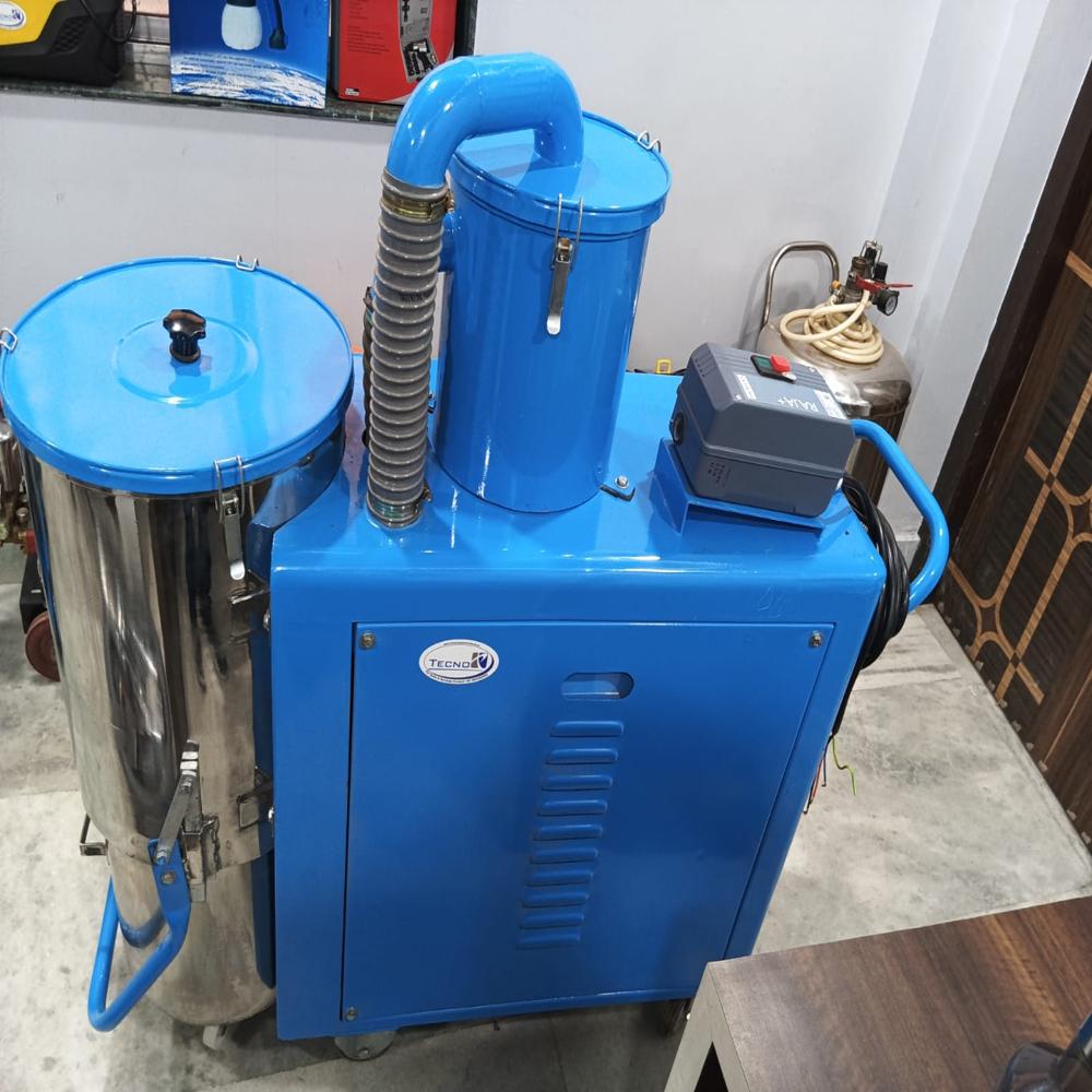 Industrial Vacuum Cleaner - Voltage: 220-240 Volt (V)