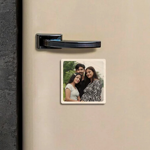 Family Fridge Magnet Keychain - Color: Multicolor