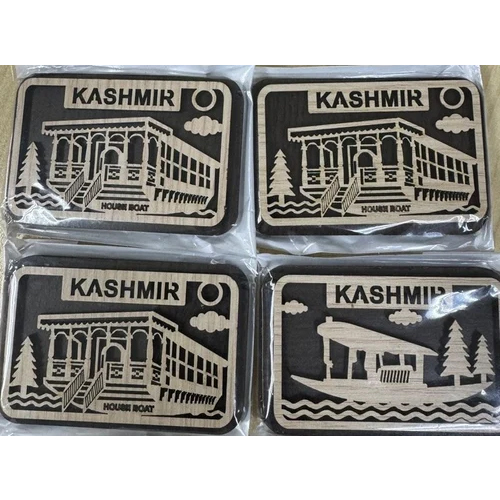 Wooden Kashmir Fridge Magnet - Color: Multicolor