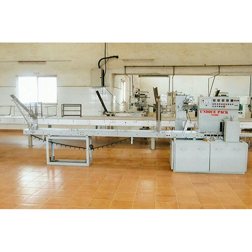 Cake Packaging Machine