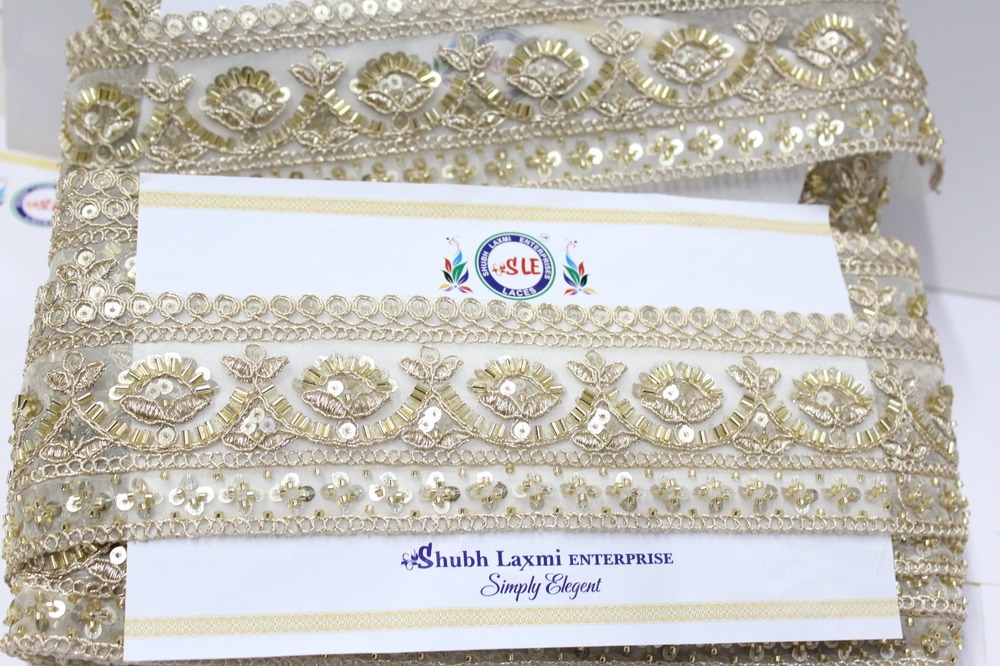 tesu with work border lace