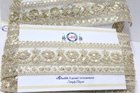 tesu with work border lace