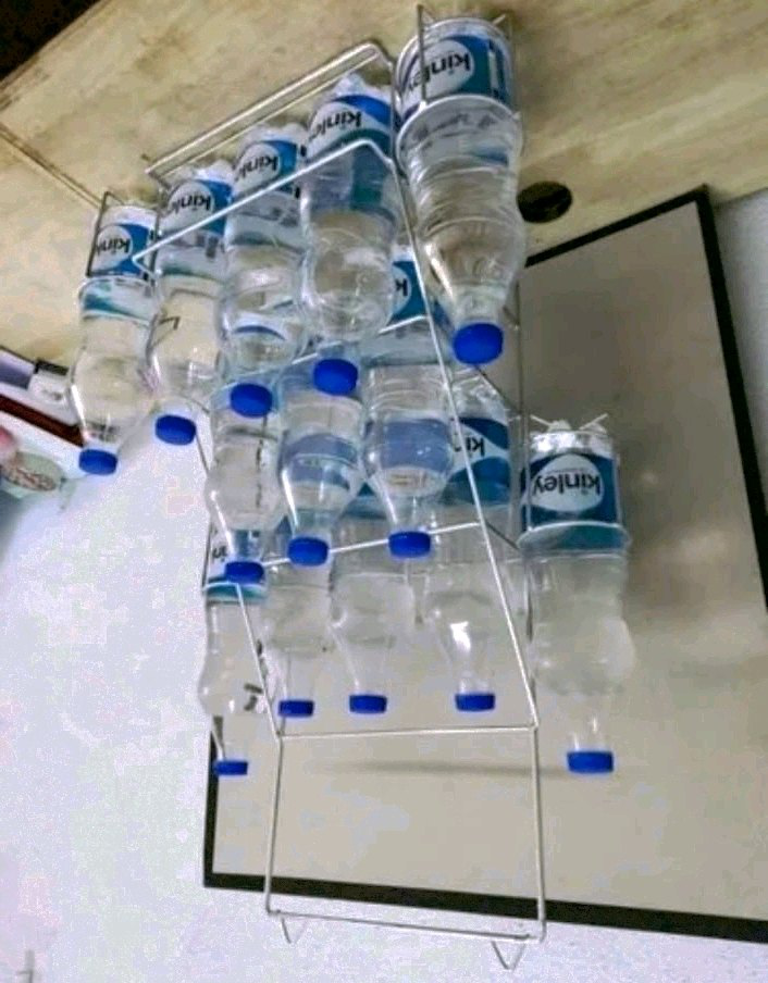 Bailly Water Display Stand