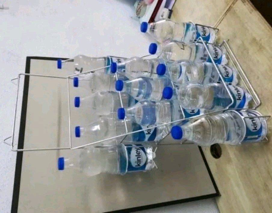 Bailly Water Display Stand