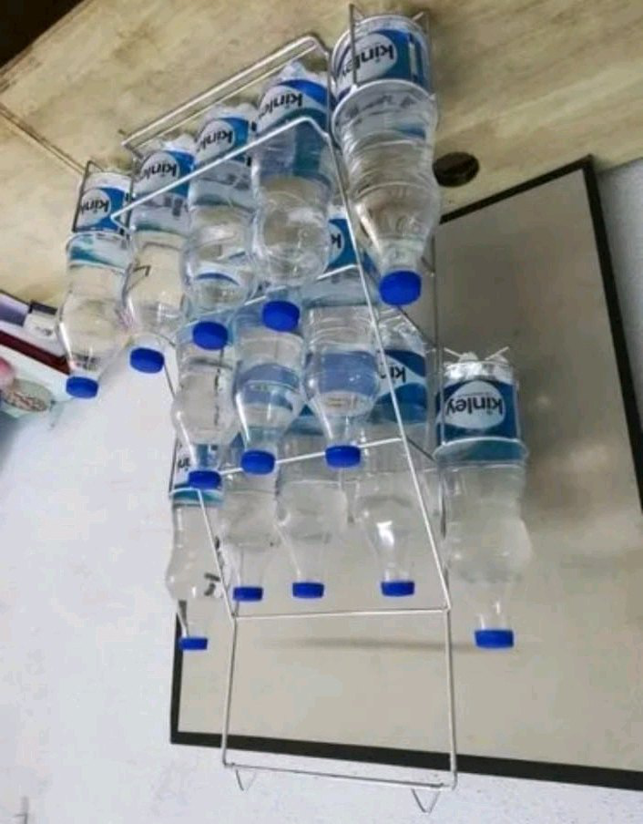 Bailly Water Display Stand