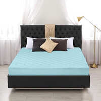 Sky Blue Color Comfortable Matress Protector