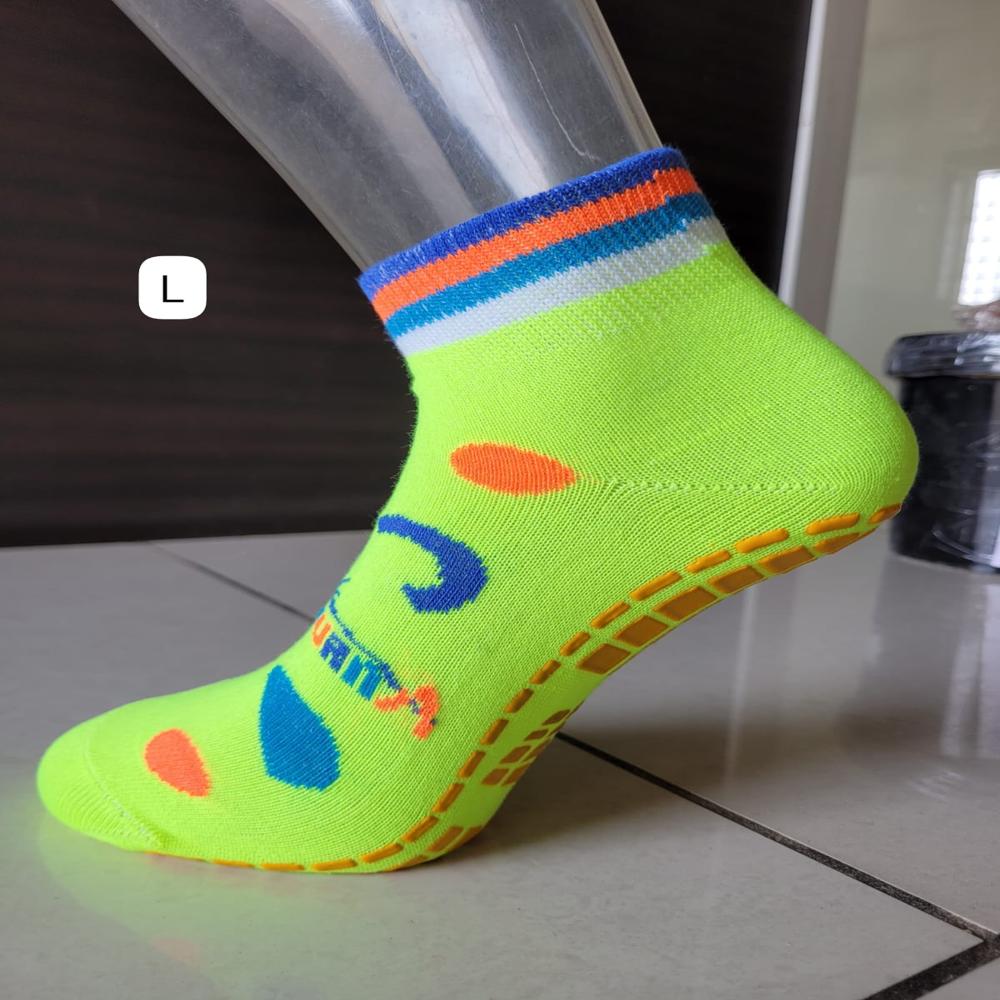 Trampoline Grip Socks - Poly Cotton Blend, Xxl Size, Neon Green | Anti-slip Silicone Grips, Soft & Breathable Fabric, Cushioned Sole