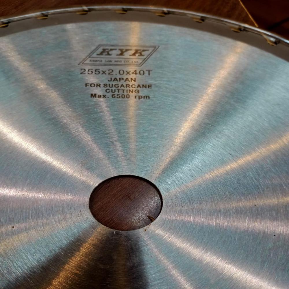 Kyk Sugar Cane Cutting Blade - High Speed Steel, Standard Size, Silver Color | Good Quality, Hardness, Round Shape, Industrial Finishing Operation