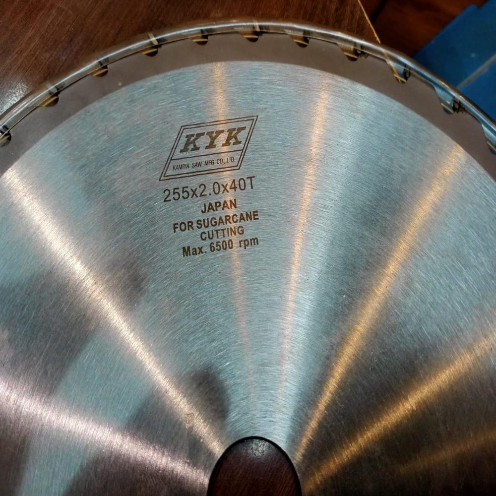 Kyk Sugar Cane Cutting Blade - High Speed Steel, Standard Size, Silver Color | Good Quality, Hardness, Round Shape, Industrial Finishing Operation