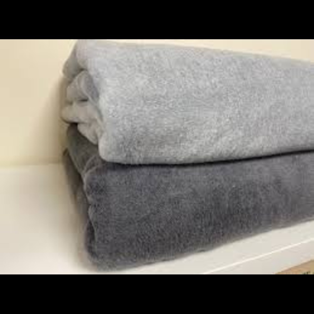 Acrylic Plain Blanket - 80% Woolen & 20% Polyester, 150x230 Cm, Assorted Colors | Twin Size, Hemmed Edges, Fleece Fabric For Home & Travel