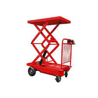 700 KG Battery operated Scissor Lift
