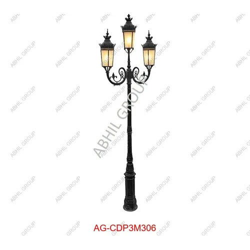 3M Cast Iron 2 Arms Lighting Pole - Color: Black