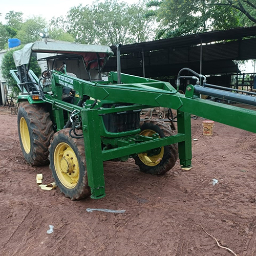Ms Tractor Post Hole Digger - Mild Steel, 4-stroke Engine, Green Color | Manual Operation, Ideal For Planting And Fencing Tasks, Warranty Included