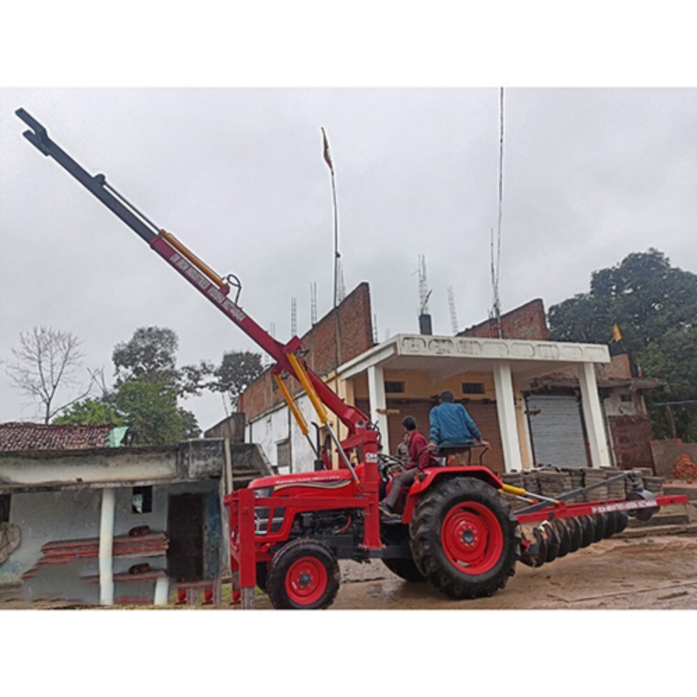Post Hole Digger(Mahindra Pole Master) - Color: Red