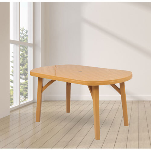 Corsa Plastic Dining Tables