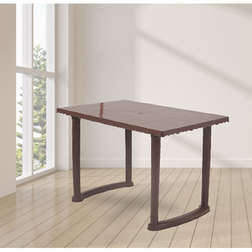 Atlanta Plastic Dining Tables