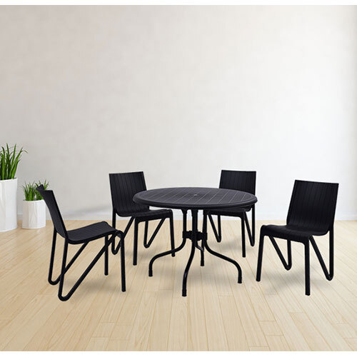 Cherry With Zyleg 4 Seater Dining Table And Chairs - Color: Black