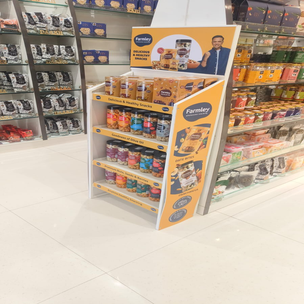 Chips Display Rack - Mild Steel, 72x24 Inches, Glossy Finish | Versatile Design For Snack Visibility, Durable And Sturdy Structure