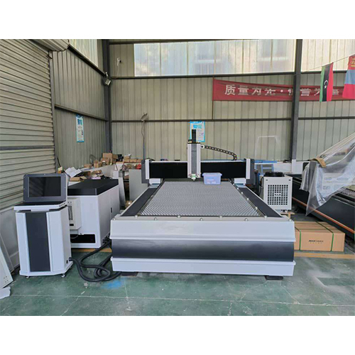 Fiber Laser Cutting Machine - Automatic Grade: Automatic